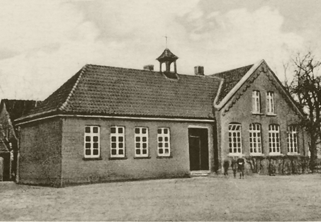 Kath.Volksschule-Dalum-1930-Archiv-Geschichte-Dalum.jpg